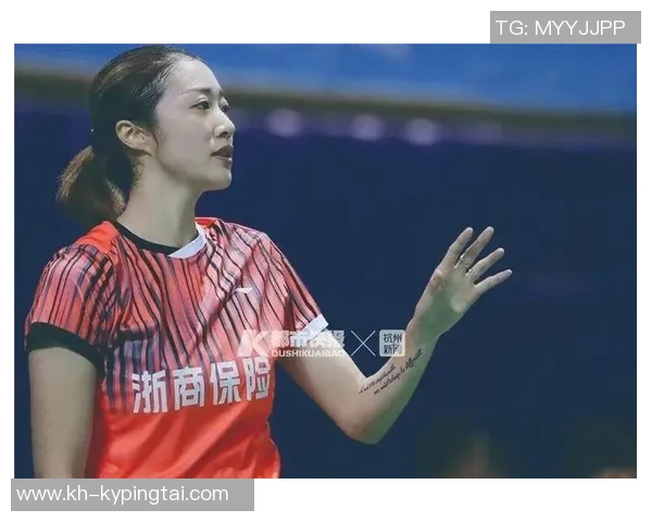 实时新闻深度对话探索杨敏羽毛球生涯背后的故事与心路历程